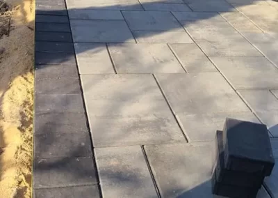 Paver Installation (4)